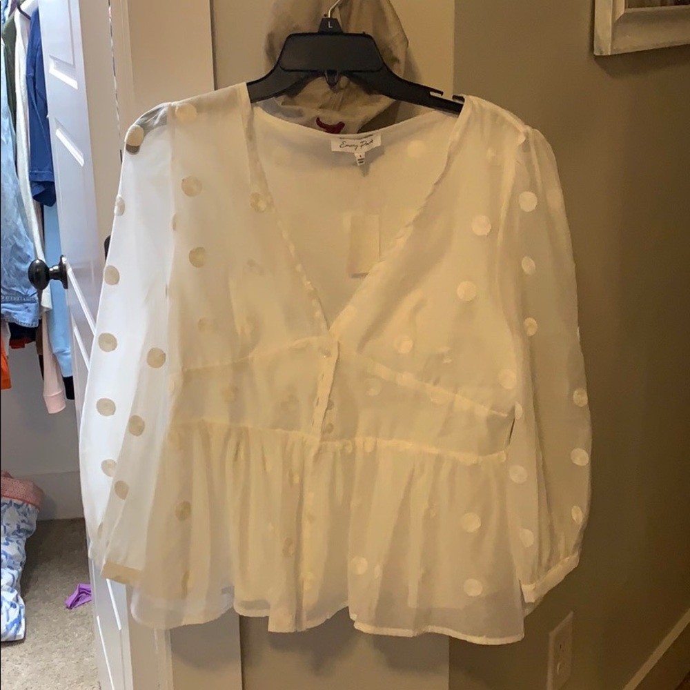 White dress shirt